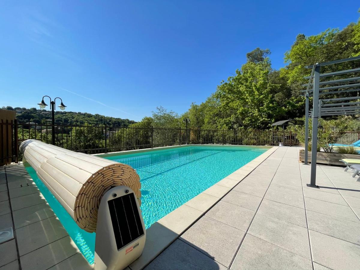 Gîtes Le Bouzet Salavas Extérieur photo